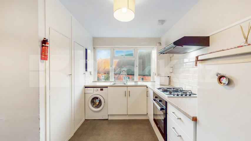 			3 Bedroom, 1 bath, 1 reception Flat			 Chichele Road, Willesden Green